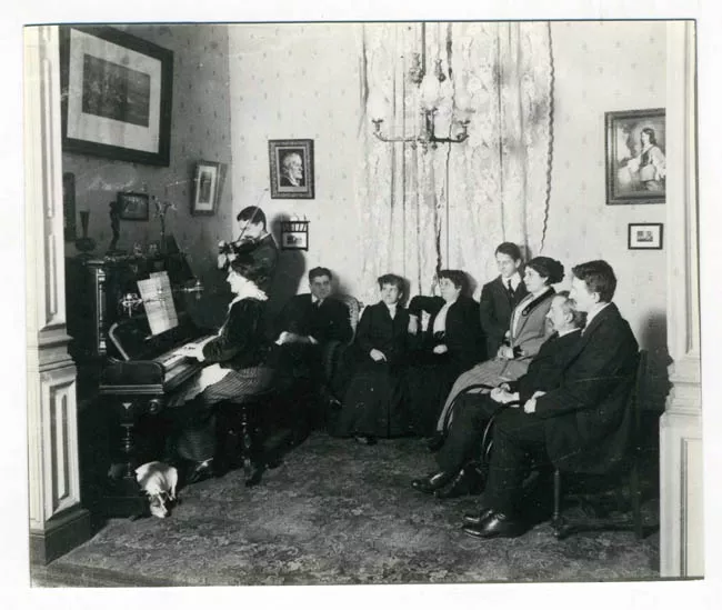 RETRATO DE LA FAMILIA ECKHARDT