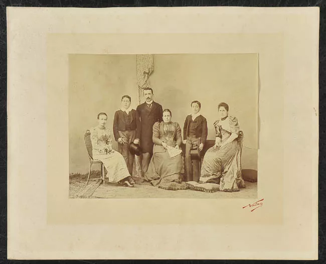 Retrato de Don Federico Errázuriz Echaurren y familia