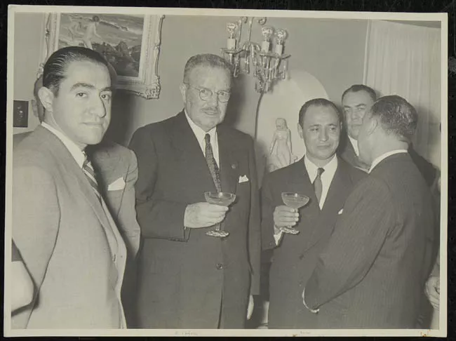 Carlos Ibáñez del Campo en sociedad