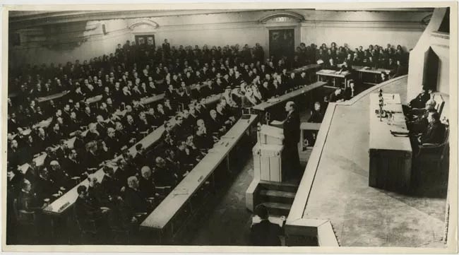 Conferencia Internacional. 