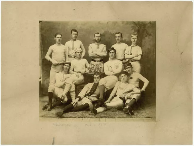 Retrato grupal de deportistas