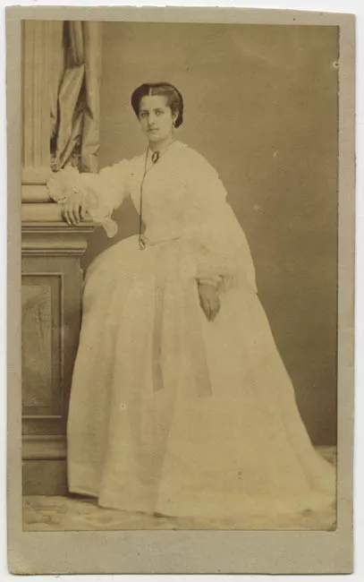 Retrato de Natalia Rodríguez Velasco de Vigil