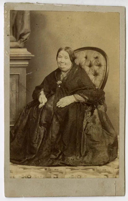 Retrato de Dolores Larraín de Echaurren