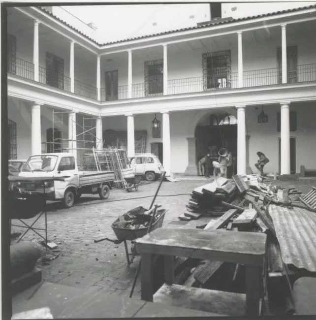M.H.N.RESTAURACION Y MONTAJE