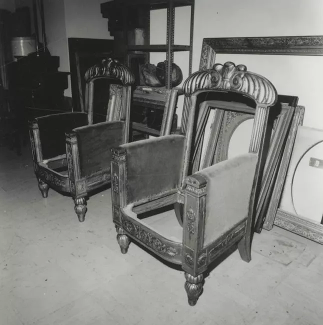 M.H.N.TALLER DE RESTAURACION MUEBLES