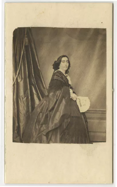 MERCEDES PEREZ-COTAPOS DE LA LASTRA