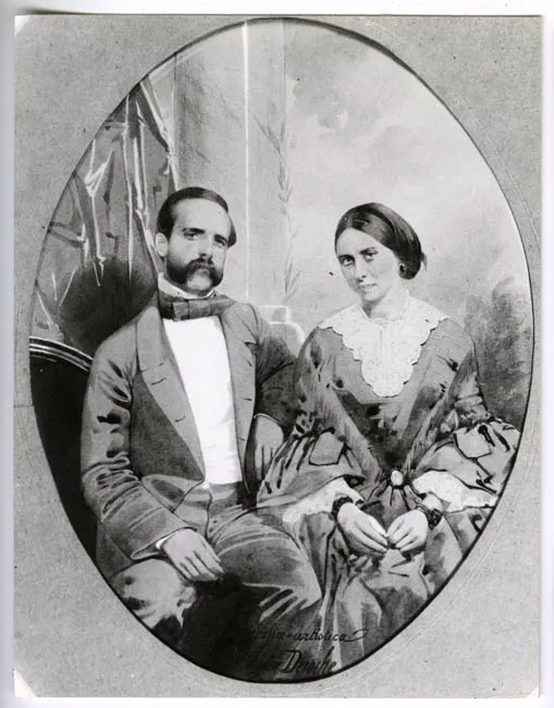 ENRIQUE SILVANO PASTOR LOPEZ-MASSA Y SRA