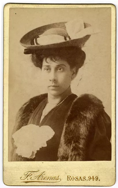 RETRATO DE DAMA NO IDENTIFICADA.