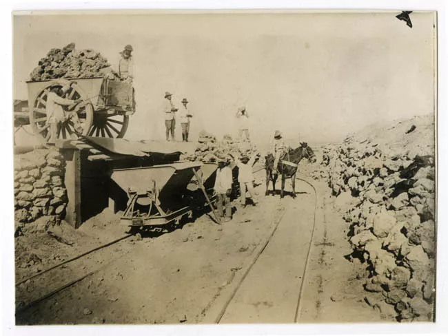 TRANSPORTE DE MINERAL.