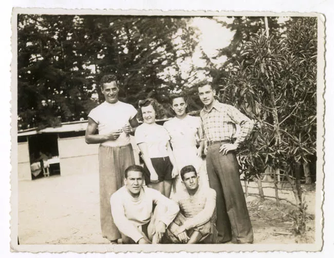 SILVIA PIÑEIRO JUNTO A GRUPO PERSONAS.