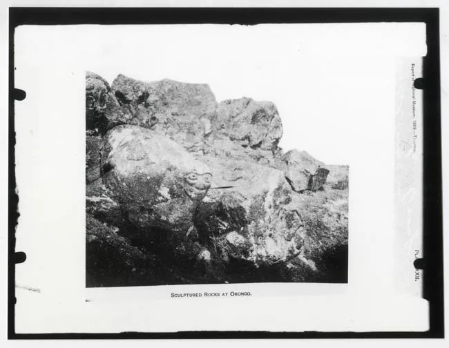 Rocas talladas en Orongo, Isla de Pascua.