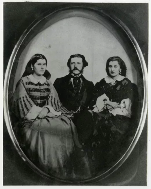 Adolfo Eastman Quiroga y otras
