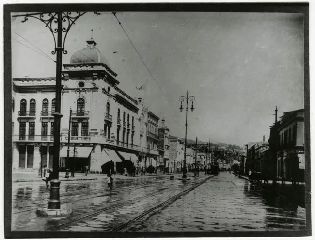 AVENIDA DE VALPARAISO.