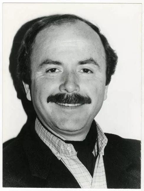 ACTOR: OSCAR HERNANDEZ.
