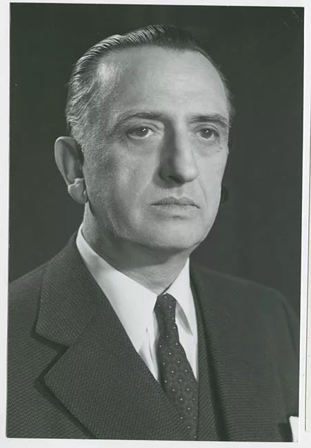 JUVENAL HERNANDEZ,RECTOR U DE CHILE
