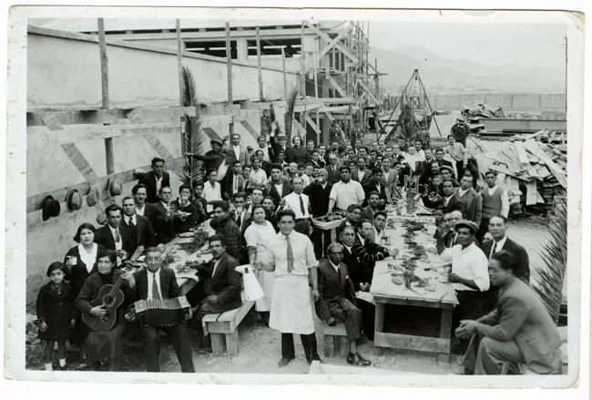 Reunión de comensales en un tijeral