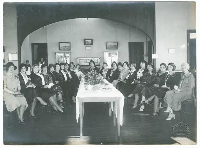 Reunión de señoras