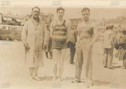  Eduardo Matte y Ossa y otros en la playa de Cartagena