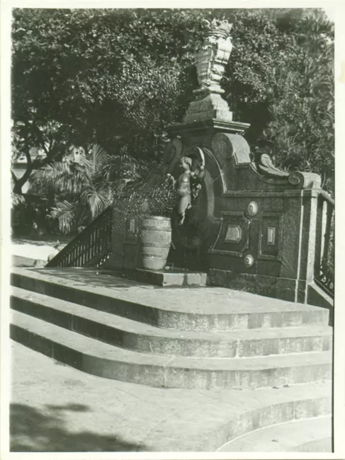 Detalle de una escultura