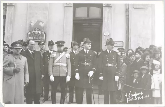 Autoridades militares