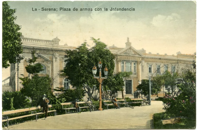Plaza de Armas e Intendencia de La Serena