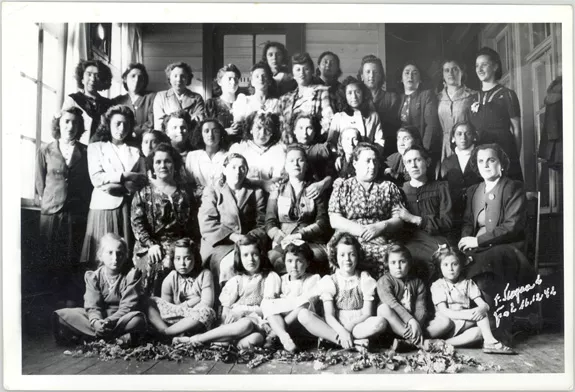 Generaciones de mujeres