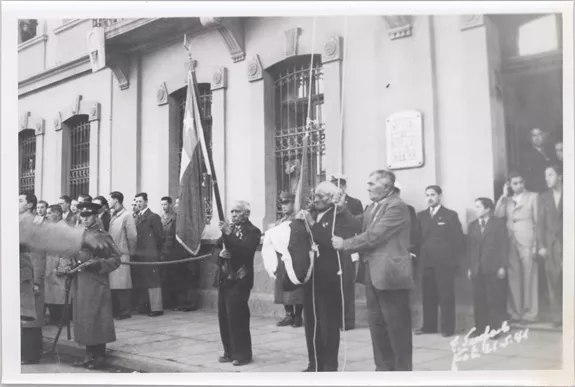 Izamiento patrio