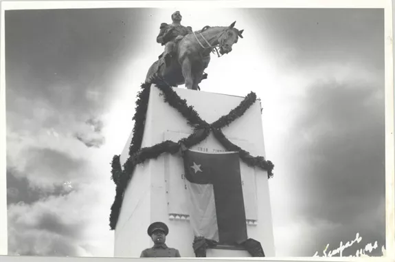Monumento a Manuel Bulnes