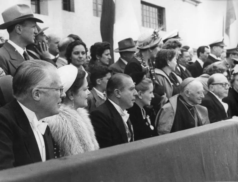 Presidente y primera dama en la ceremonia de inauguración