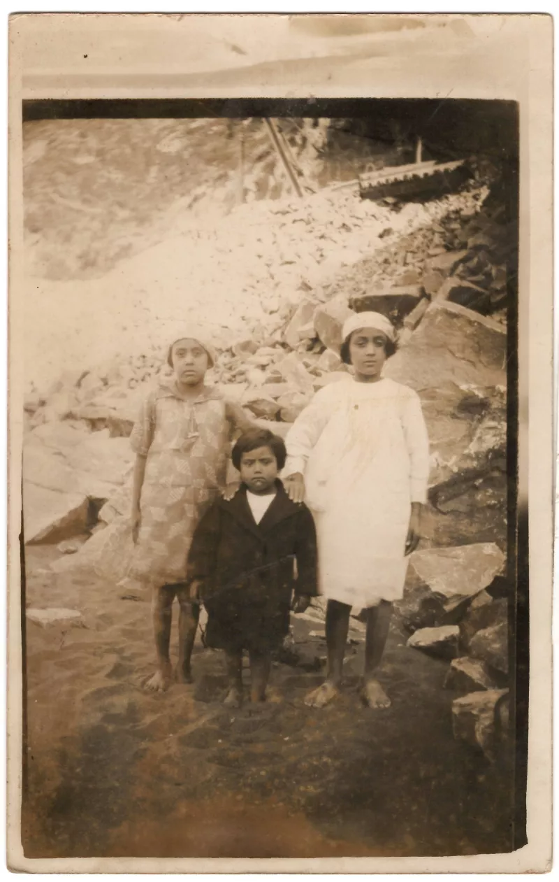 Retrato de infancias en la playa