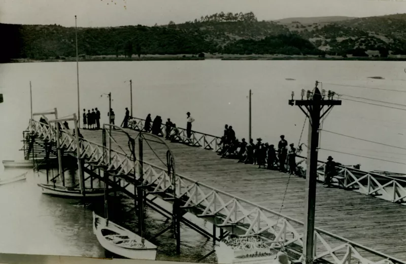 Muelle en Constitución