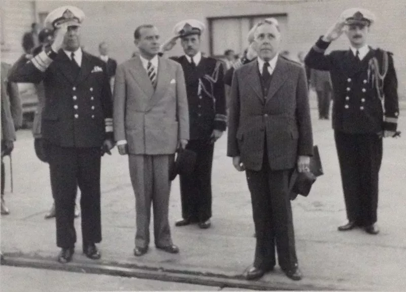 Presidente González Videla inicia su viaje al extremo sur de Chile