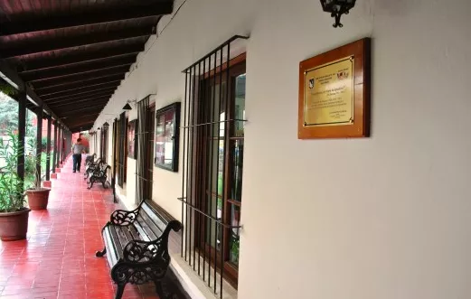 184 BC1, Biblioteca Pública San Miguel
