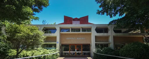 432 BC1, Biblioteca Pública Municipal
