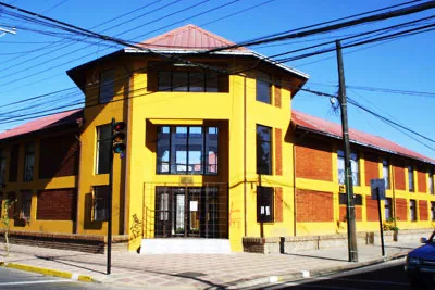 254 BC1, Biblioteca Pública Tomás Guevara Silva