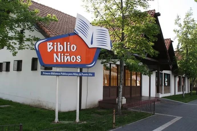 013 BC1, Biblioteca Pública Biblioniños