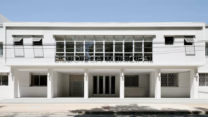 155 BC1, Biblioteca Pública Neftali Reyes Basoalto