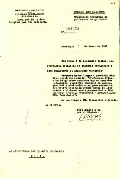[Carta] 1945 ene. 7, Santiago, Chile [al] Embajador de Chile en Francia, París, Francia  [manuscrito] Profesores de Quinchao.