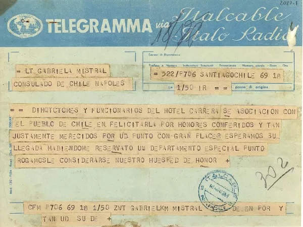 [Telegrama] 1951 ago. 18, Santiago, Chile [a] Gabriela Mistral, Nápoles  [manuscrito] Directores y funcionarios del hotel Carrera.