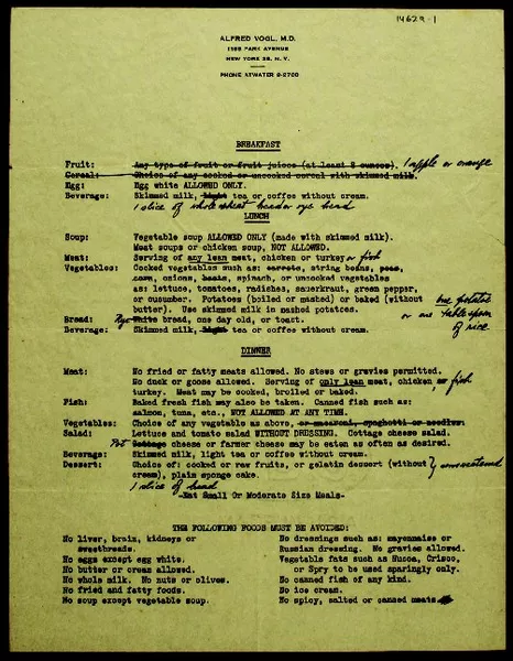 [Documentos médicos diversos]  [manuscrito] Gabriela Mistral.