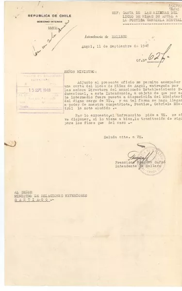 [Oficio] N° 627, 1948 sept. 11, Angol, Chile [al] Señor Ministro de Relaciones Exteriores, Santiago, Chile  [manuscrito] Francisco Vásquez Cofré, Intendente de Malleco.