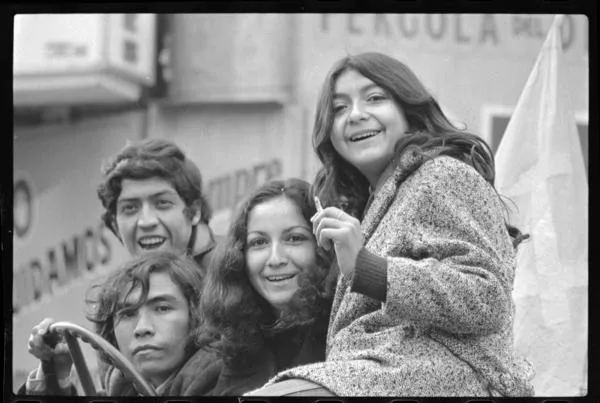 La Moneda, Primero de mayo 1973  [fotografía] Armindo Cardoso.