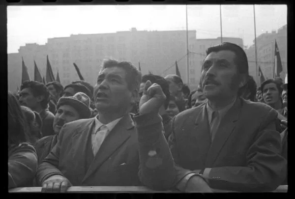 La Moneda, Primero de mayo 1973  [fotografía] Armindo Cardoso.