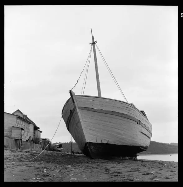 Chiloé 1973 : [Lanchas] [fotografía] Armindo Cardoso.