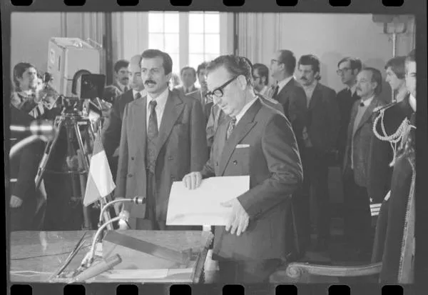 Toma de posesión último gabinete de la Unidad Popular 09 de agosto de 1973 Gobierno de Salvación Nacional  [fotografía] Armindo Cardoso.