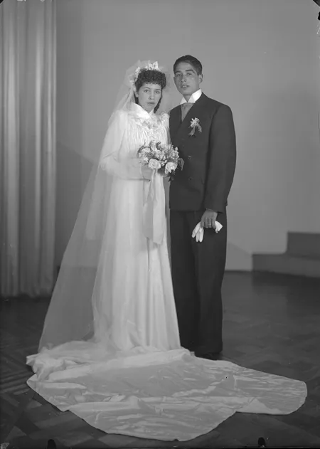 [Pareja de novios]  [fotografía]Kyutaro Tunekawa.