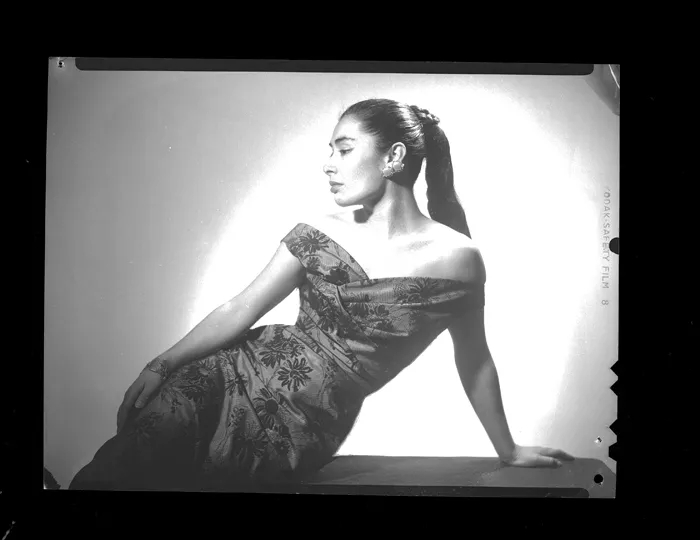 [Karina]  [fotografía] Alfredo Molina Lahitte.
