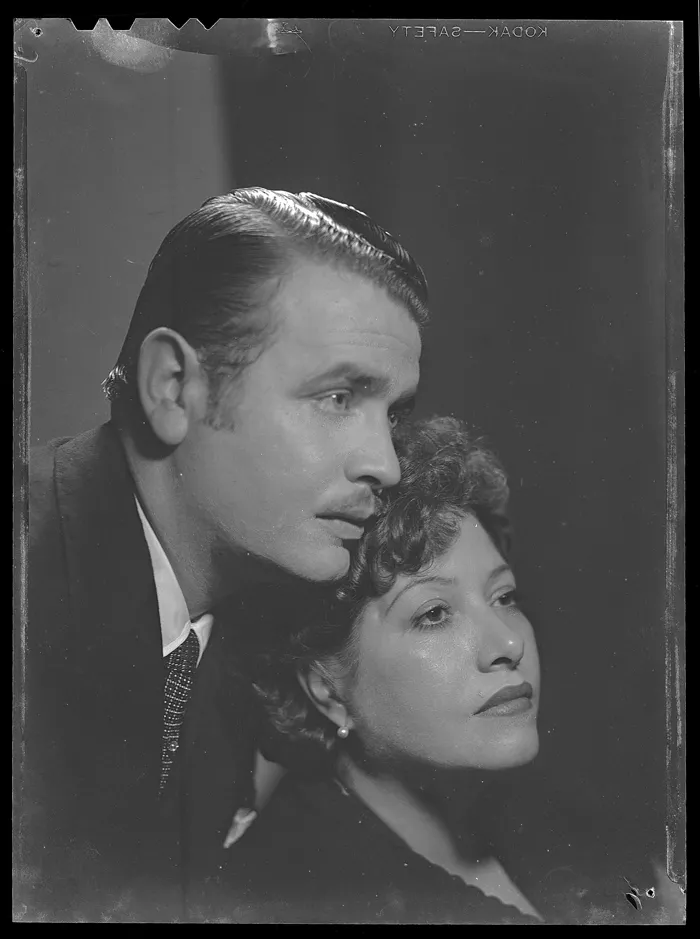 [Eglantina Sour y su marido, Fernando Podestá]  [fotografía] Alfredo Molina Lahitte.
