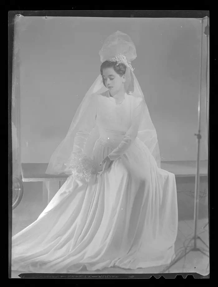 [Novia]  [fotografía] Alfredo Molina Lahitte.