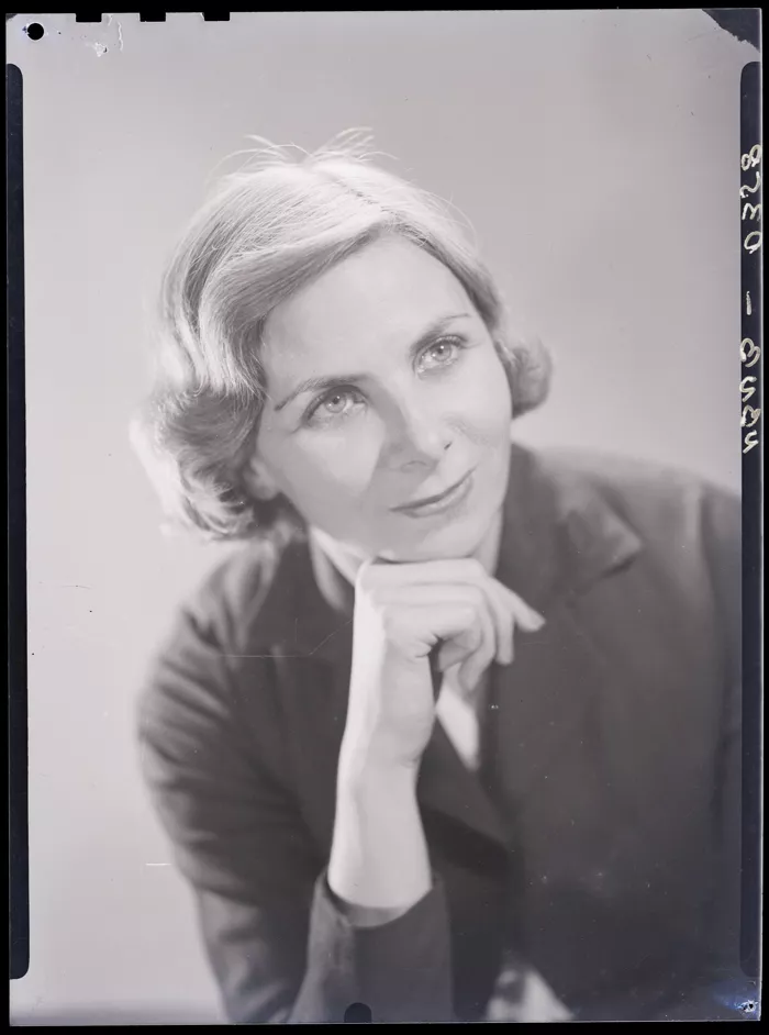[Lenka Franulic]  [fotografía] Alfredo Molina Lahitte.